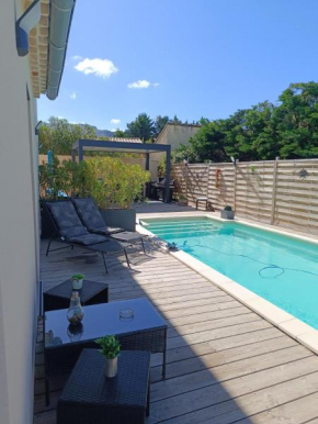La Cigale sous l'Olivier - Chambre , SdB et Salon Privé - Piscine